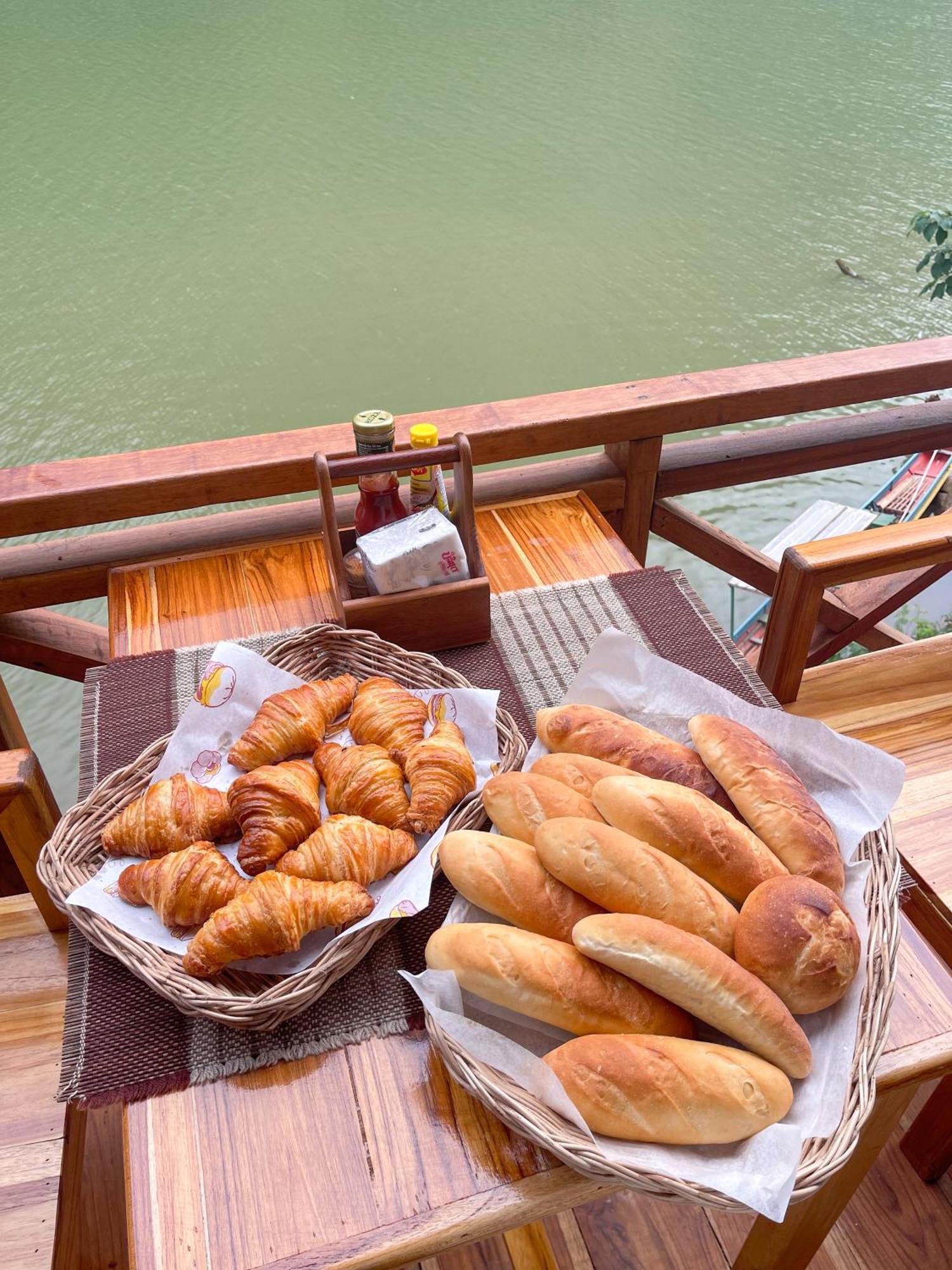 מלון Nongkhiaw The Float House מראה חיצוני תמונה