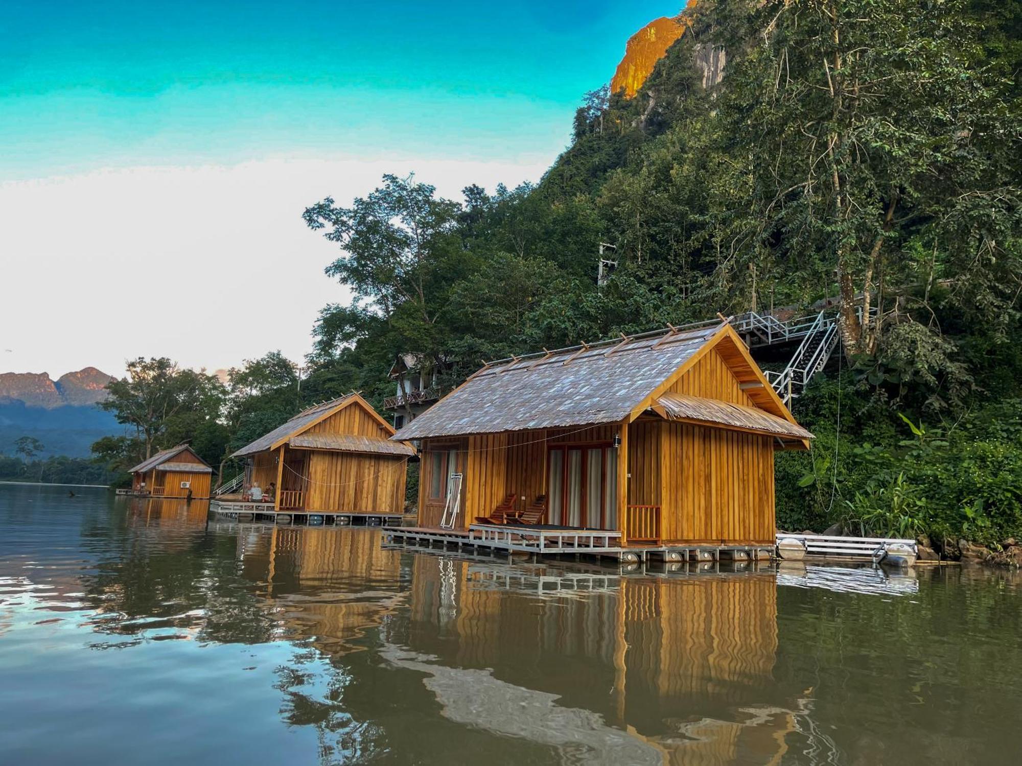 מלון Nongkhiaw The Float House מראה חיצוני תמונה