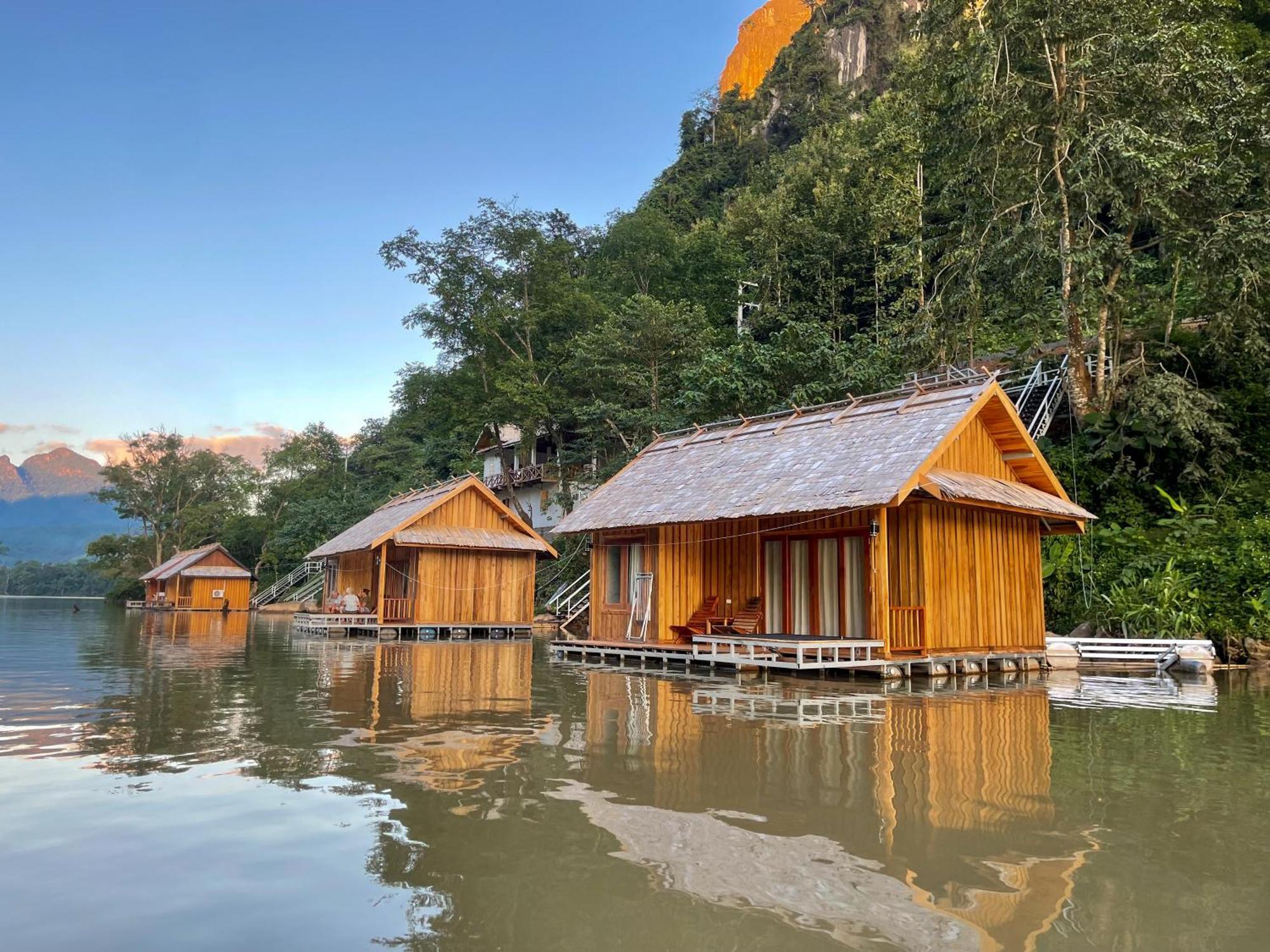 מלון Nongkhiaw The Float House מראה חיצוני תמונה