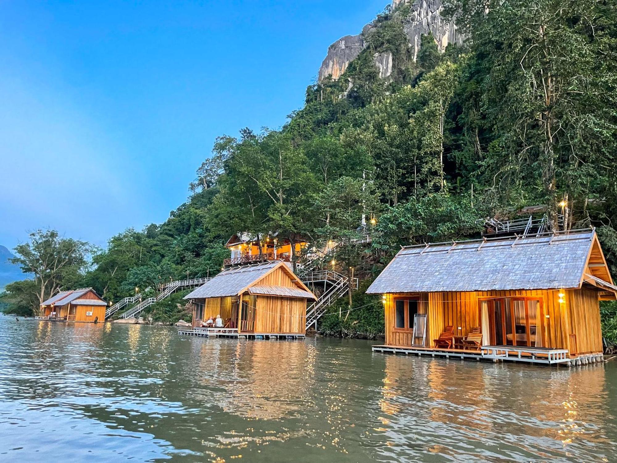 מלון Nongkhiaw The Float House מראה חיצוני תמונה